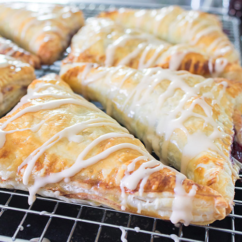 recipe dessert Cherry Turnovers thumb